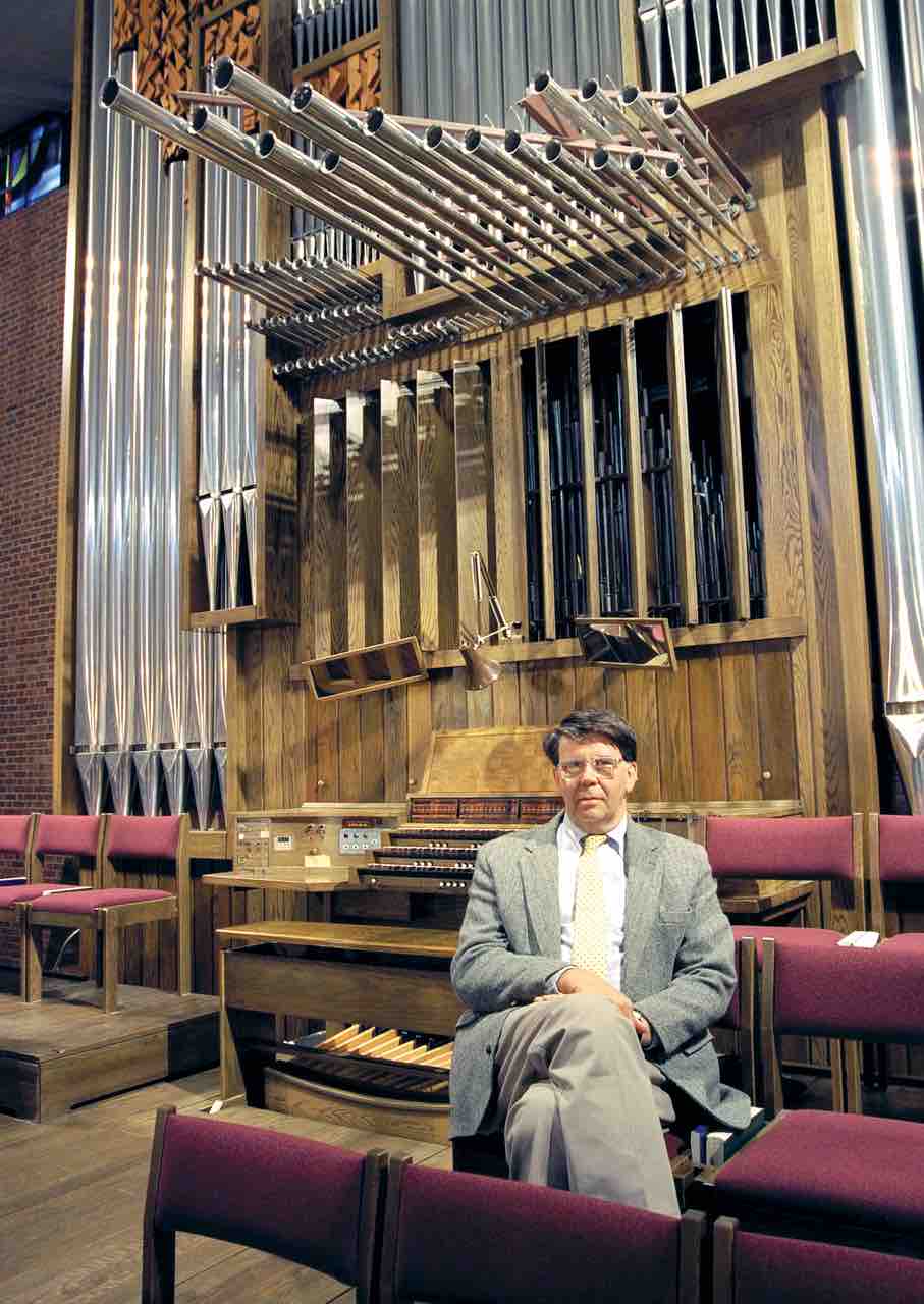 Charles Hendrickson and his Opus 45, First Lutheran Church, Saint Peter, Minnesota (photo credit: Kris Kathmann/Connect Business Magazine)