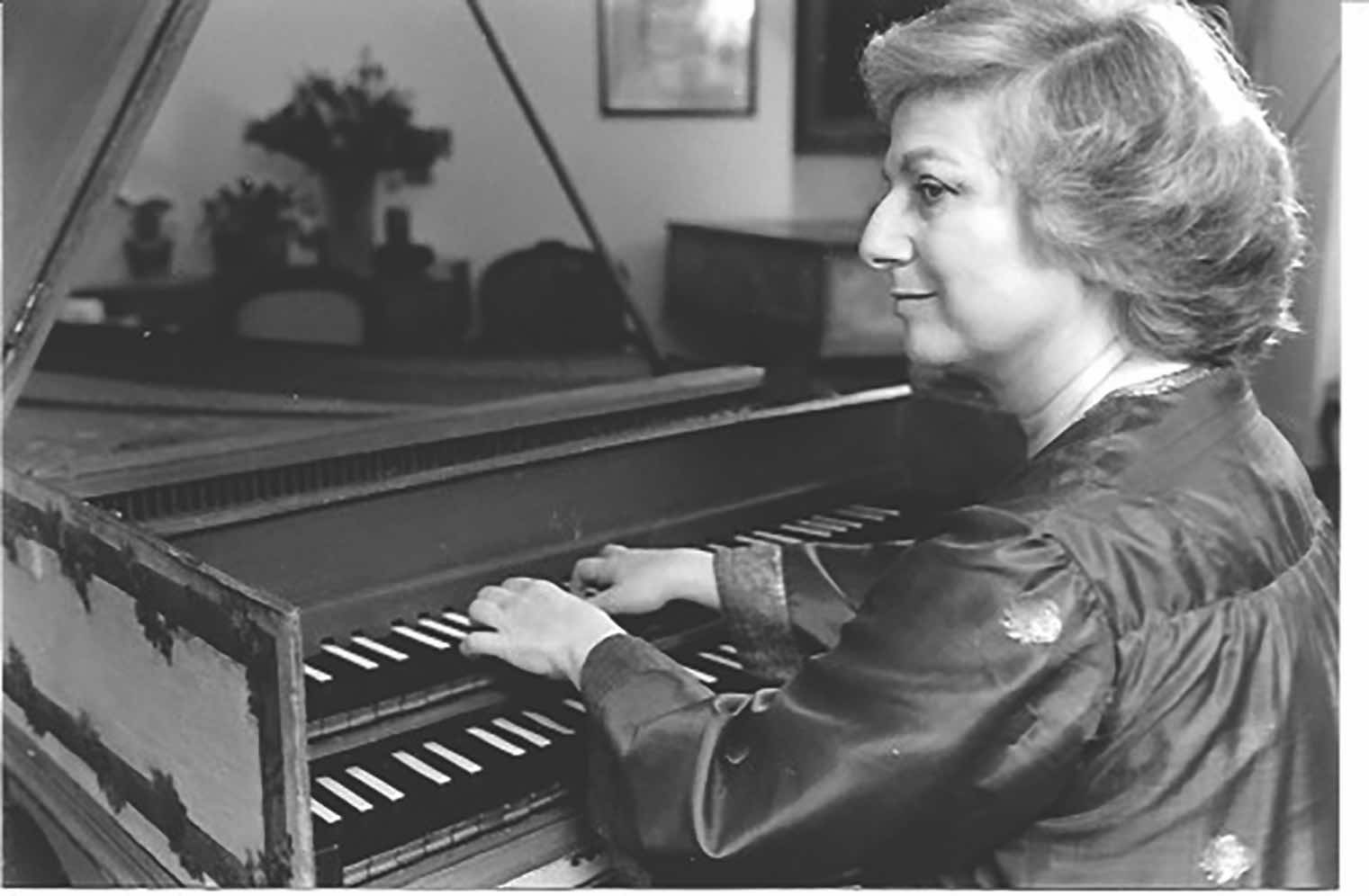 Huguette Dreyfus, circa 1995