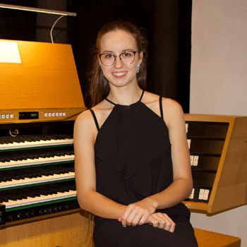 Laura Schlappa (photo credit: Matthias Kilmanek)