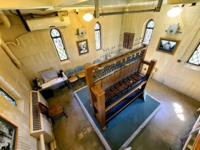 Carillon keyboard cabin