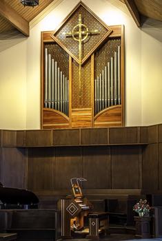 Lewtak organ, Seven Oaks Presbyterian Church