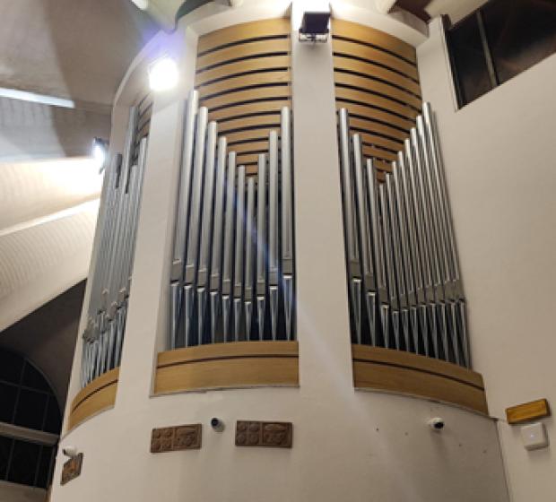 Mascioni organ, Church of the Santissimo Crocifisso at Ponte Tresa