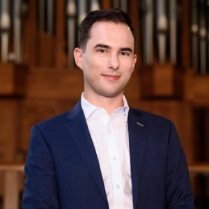 Christopher Houlihan (photo credit: Monica Jorge)