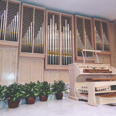 Lewtak organ, Chapel by the Sea